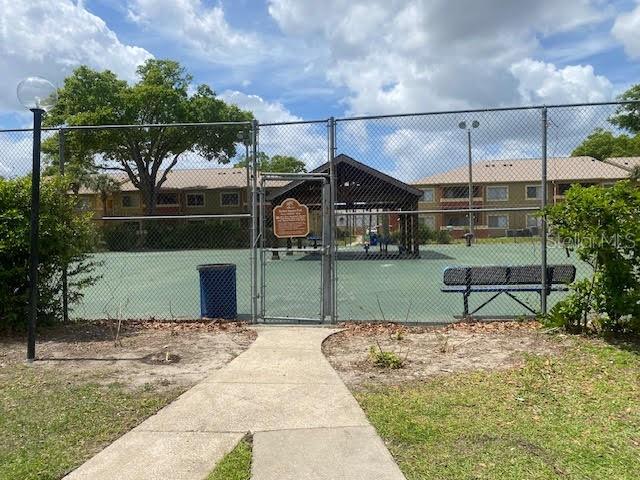 OXFORD SQUARE CONDO - Residential