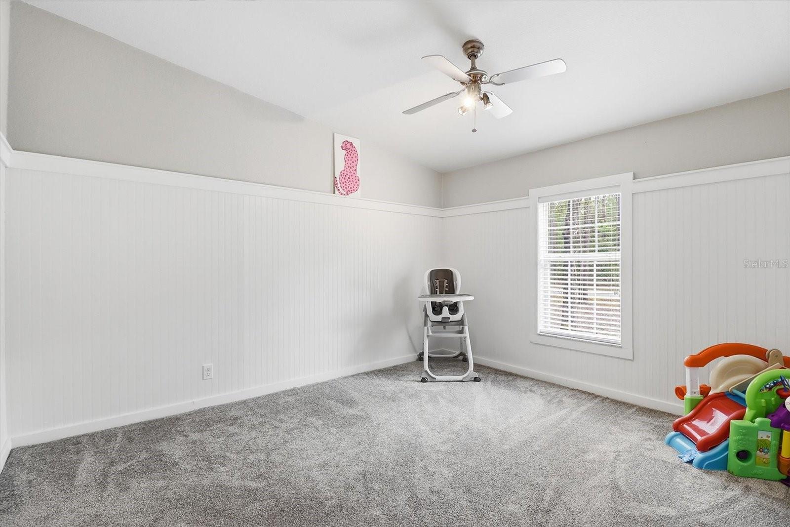 HOLIDAY HEIGHTS - Residential