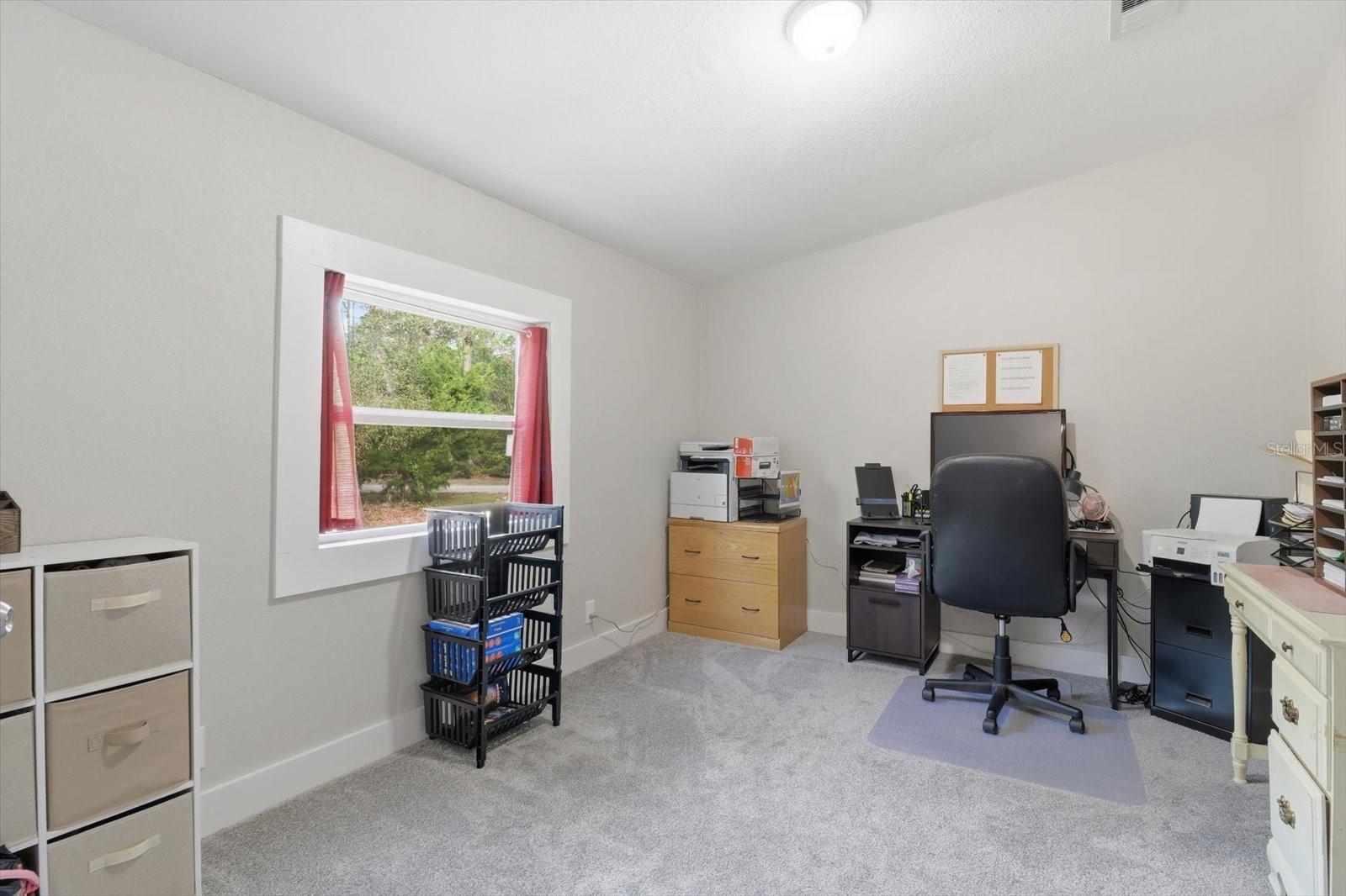 HOLIDAY HEIGHTS - Residential