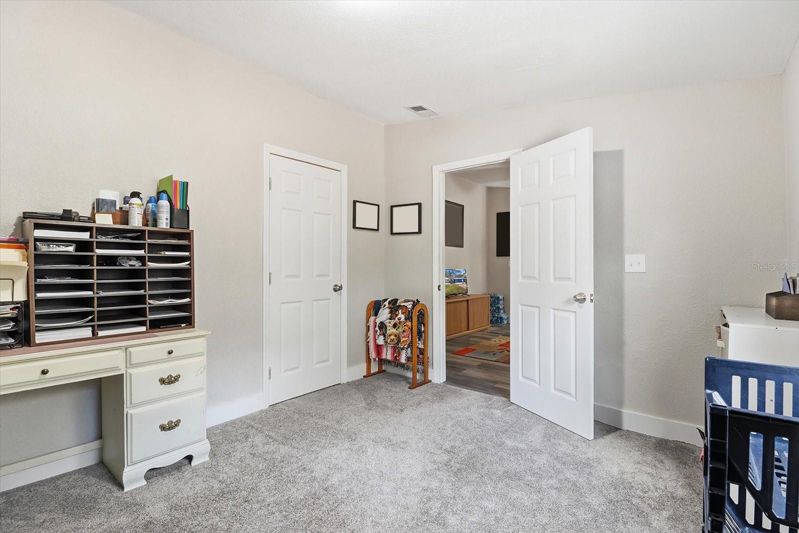 HOLIDAY HEIGHTS - Residential