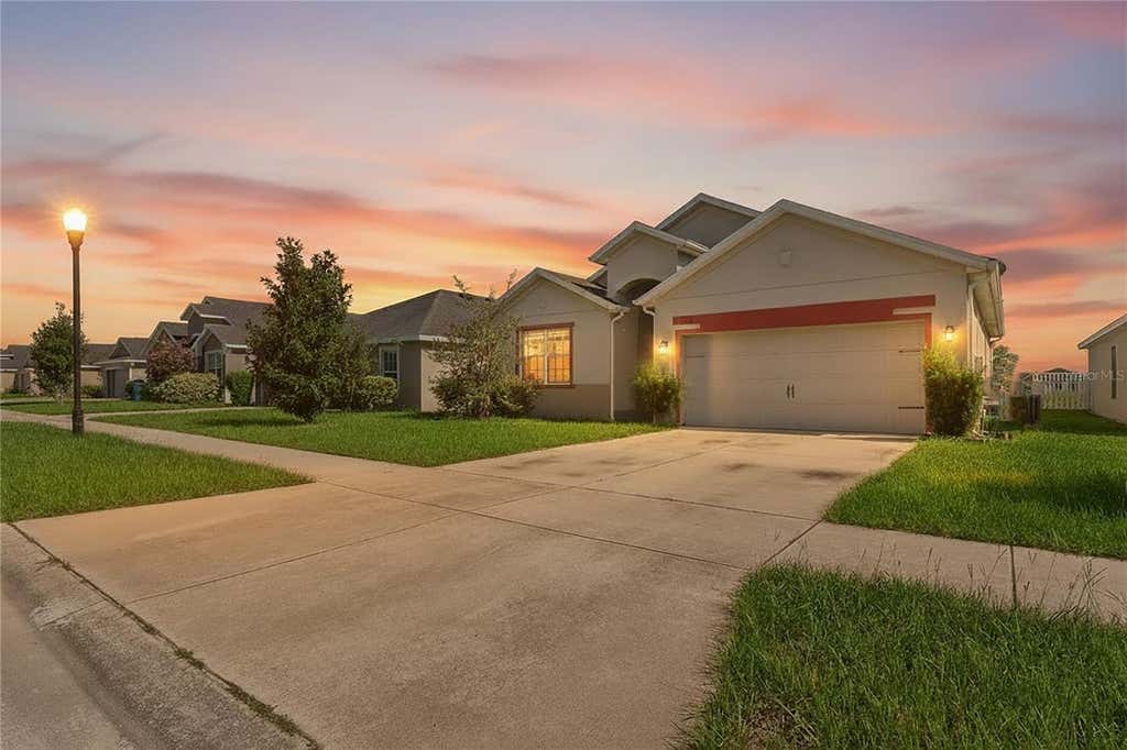 Photo of 30896 Satinleaf Run, Brooksville, FL 34602 (MLS # W7888424)