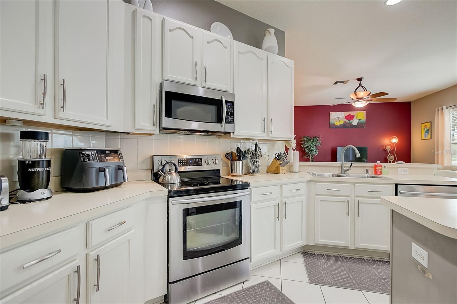 LEXINGTON OAKS VILLAGE 30 - Residential