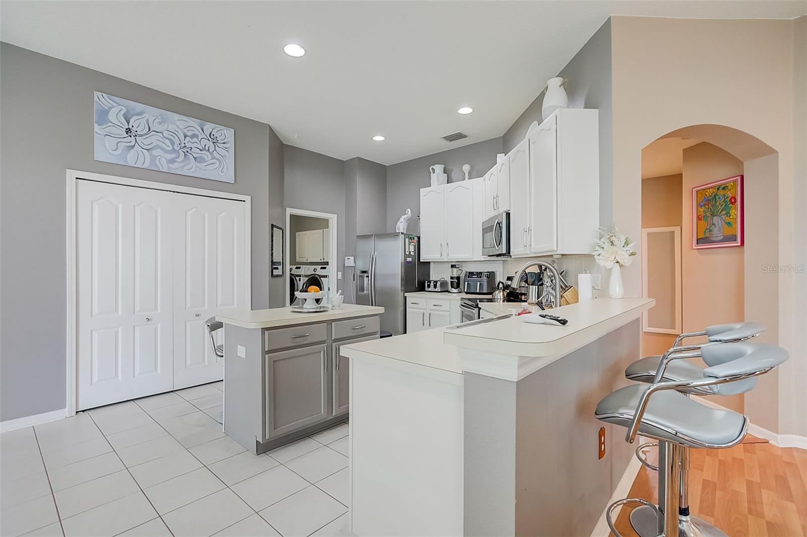 LEXINGTON OAKS VILLAGE 30 - Residential