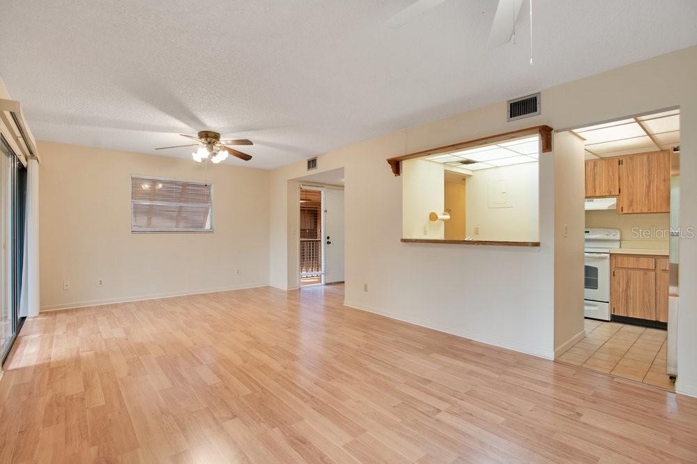 190 HICKORY WOODS COURT 12B