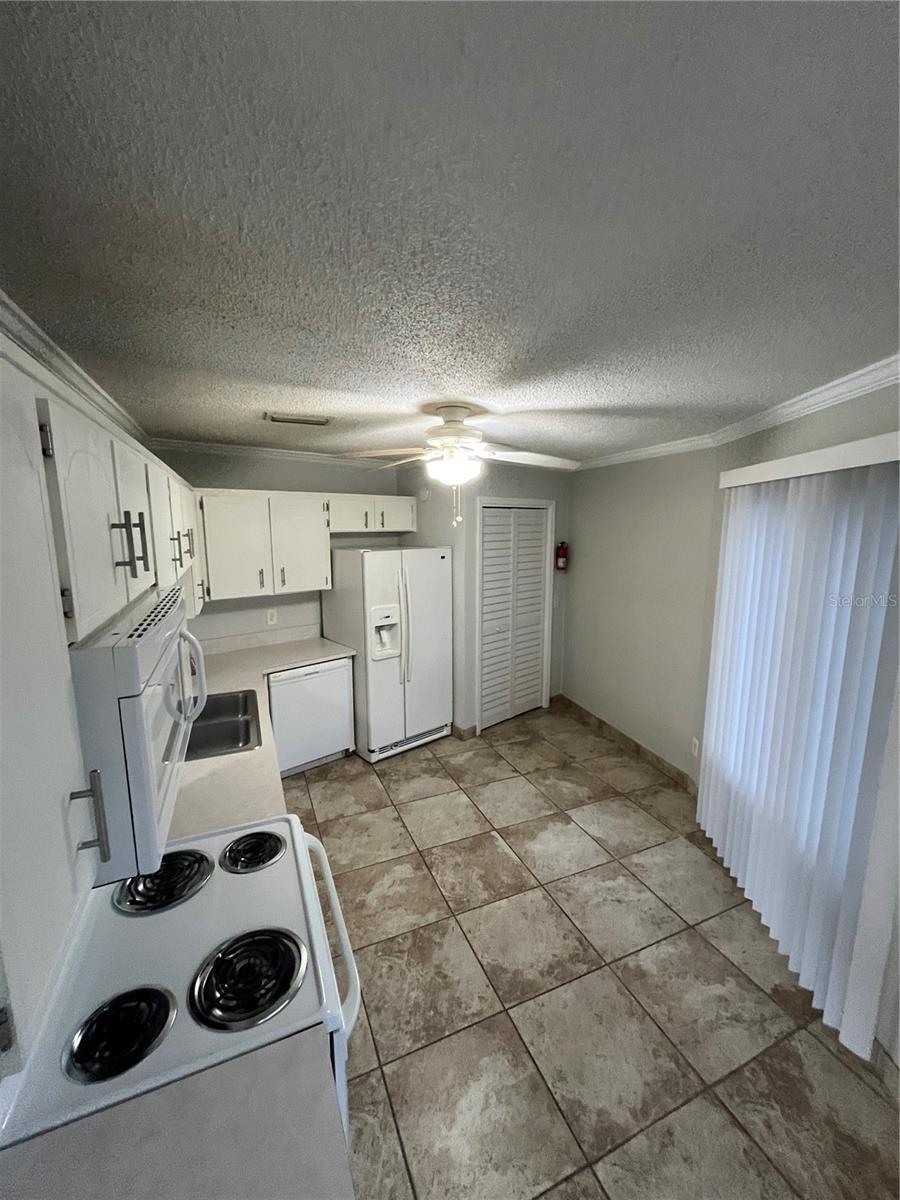 SILVER SANDS SEC C - Residential Lease