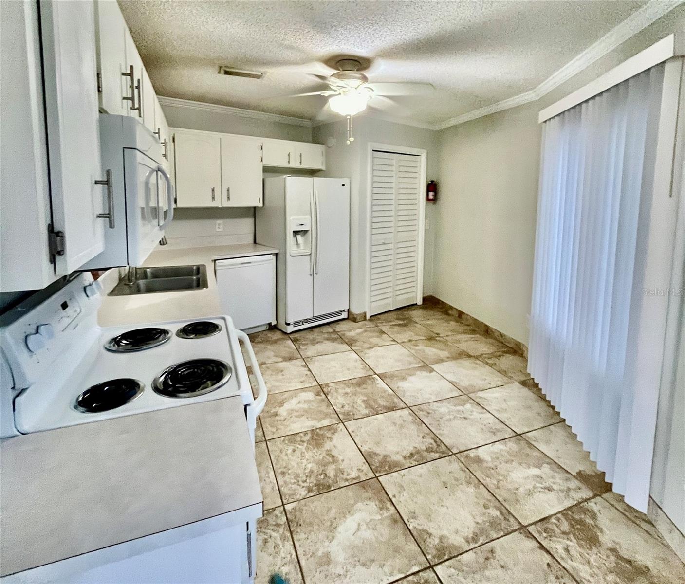 SILVER SANDS SEC C - Residential Lease