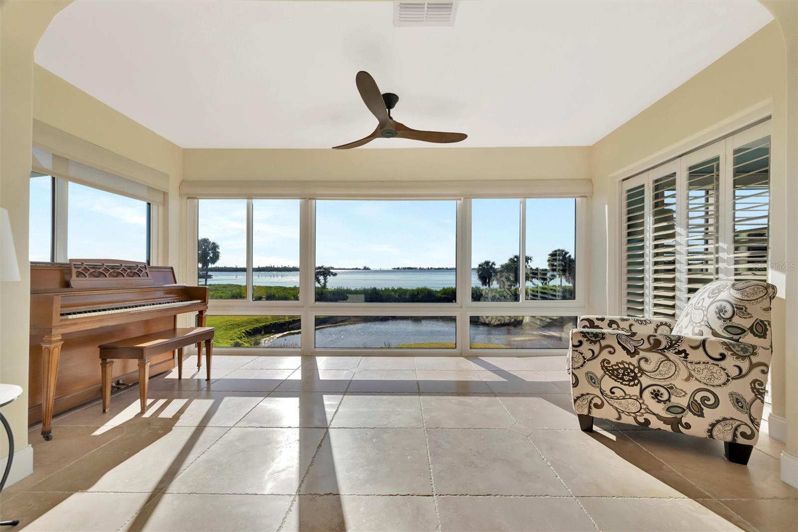 MOUNT VERNON CONDOMINIUM - Residential