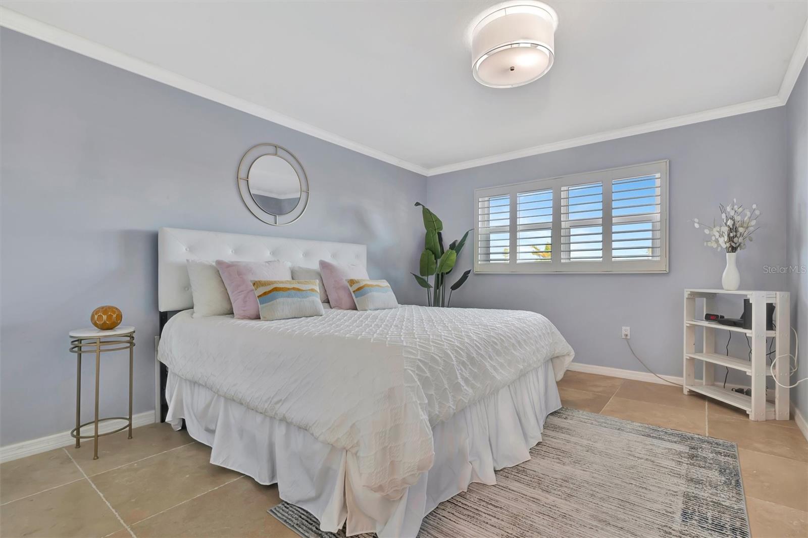 MOUNT VERNON CONDOMINIUM - Residential