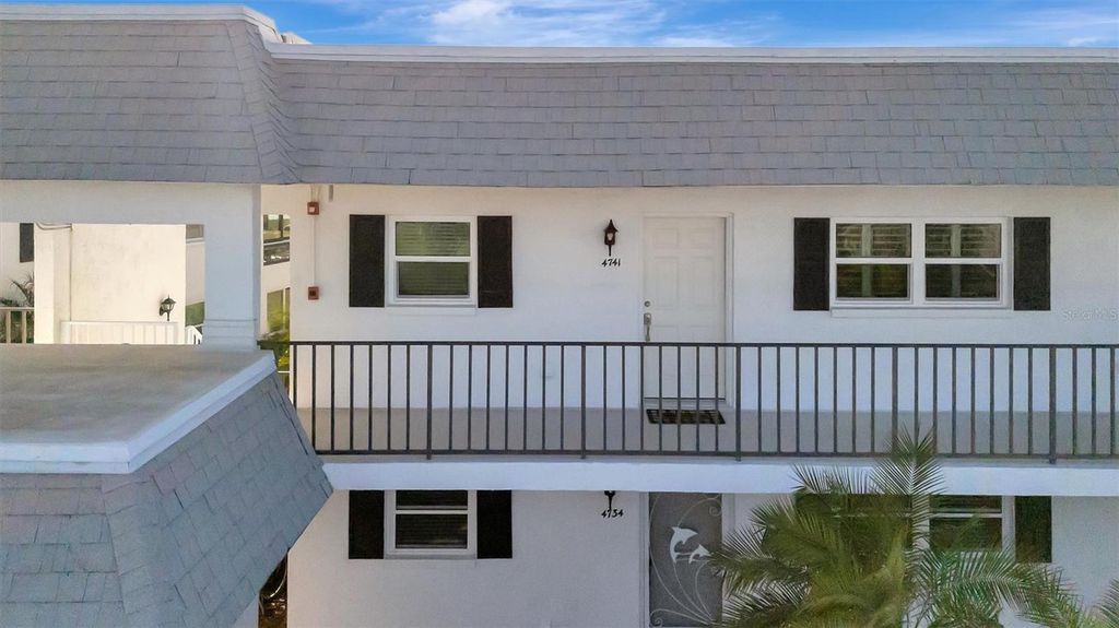 Photo of 4741 Independence Drive, Bradenton, FL 34210 (MLS # A4678899)