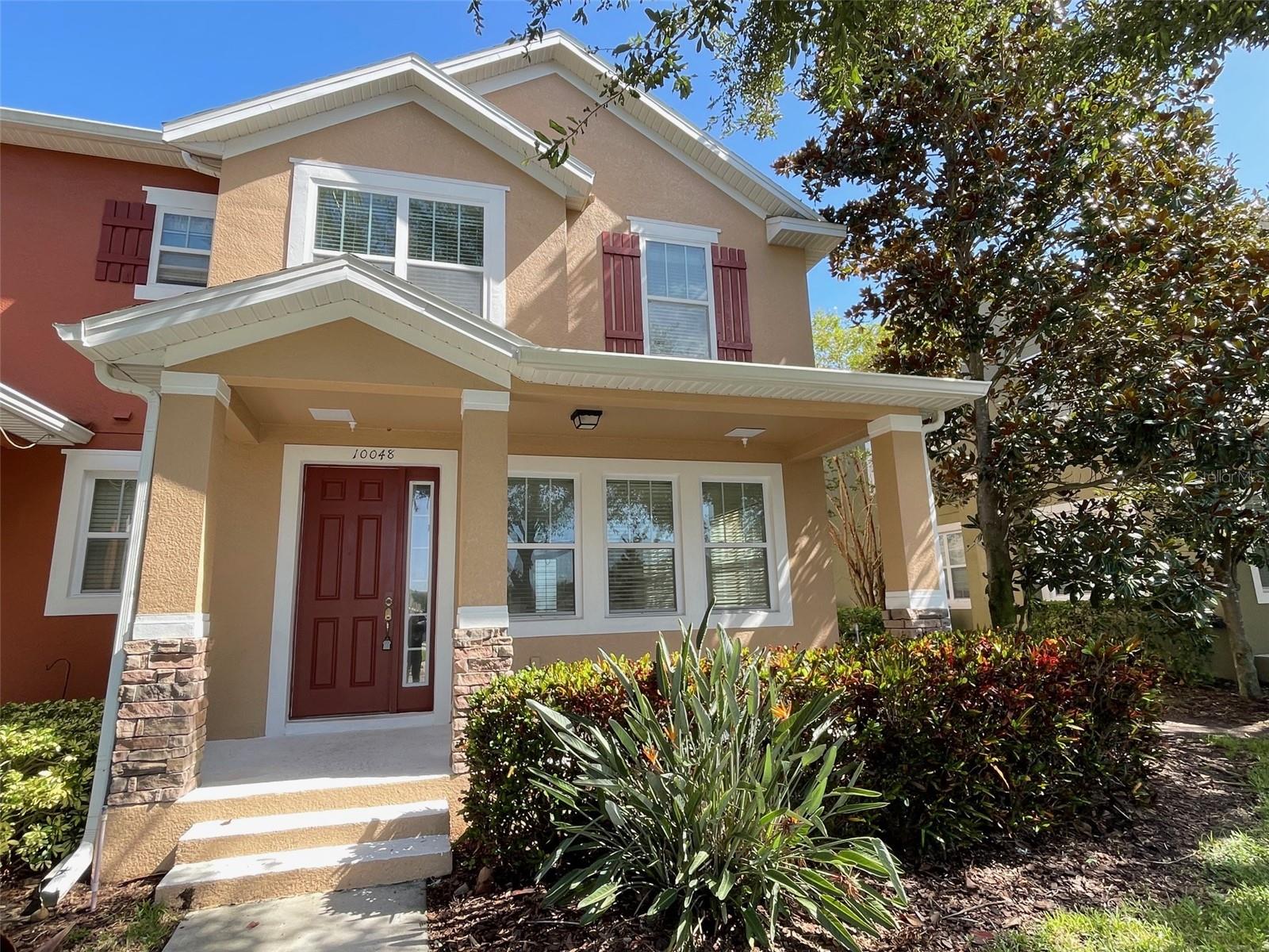 Great Location !! Great Home !!THE BEST FAMILY LIVING LOCATION in highly desirable Lake Nona - Waters Edge. Great open-floor concept, wonderful for entertaining. Master located on 2nd floor, large 2nd, 3rd & 4th bedrooms. Amenities include a family YMCA membership, a gated community, a community pool, a playground, a picnic area, and tennis and basketball courts. *Conveniently located near 528 (Beeline) and 417 (Greenway), Medical City, Valencia College, UCF Medical Campus, Sanford-Burnham Medical Research Institute, and the NEW VA Hospital and USTA (US Tennis Association) complex.