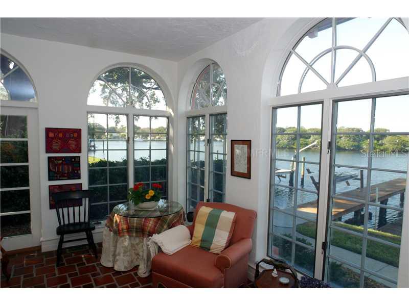 SNELL ISLE BRIGHTWATERS SEC 1 REPLAT - Residential