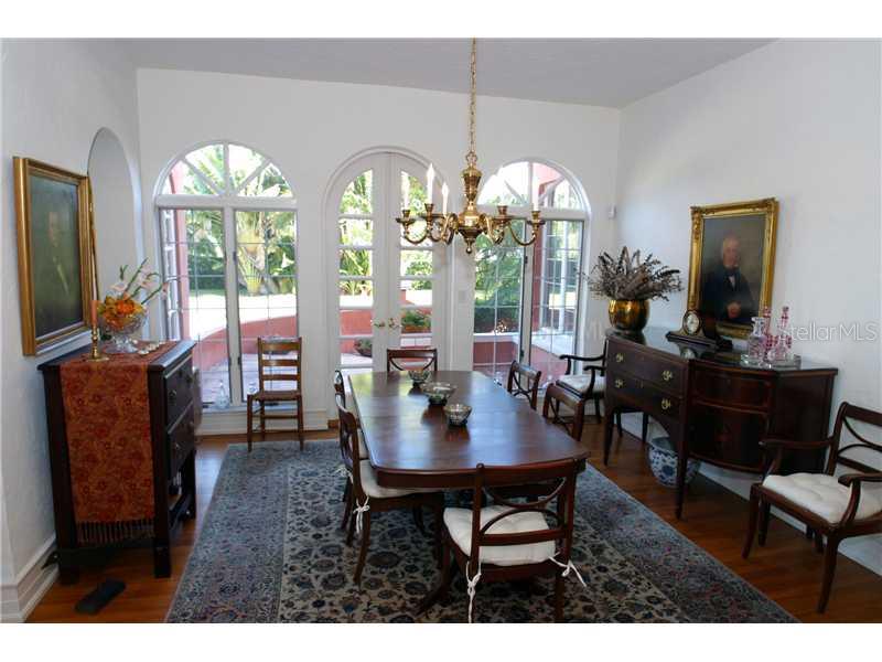 SNELL ISLE BRIGHTWATERS SEC 1 REPLAT - Residential