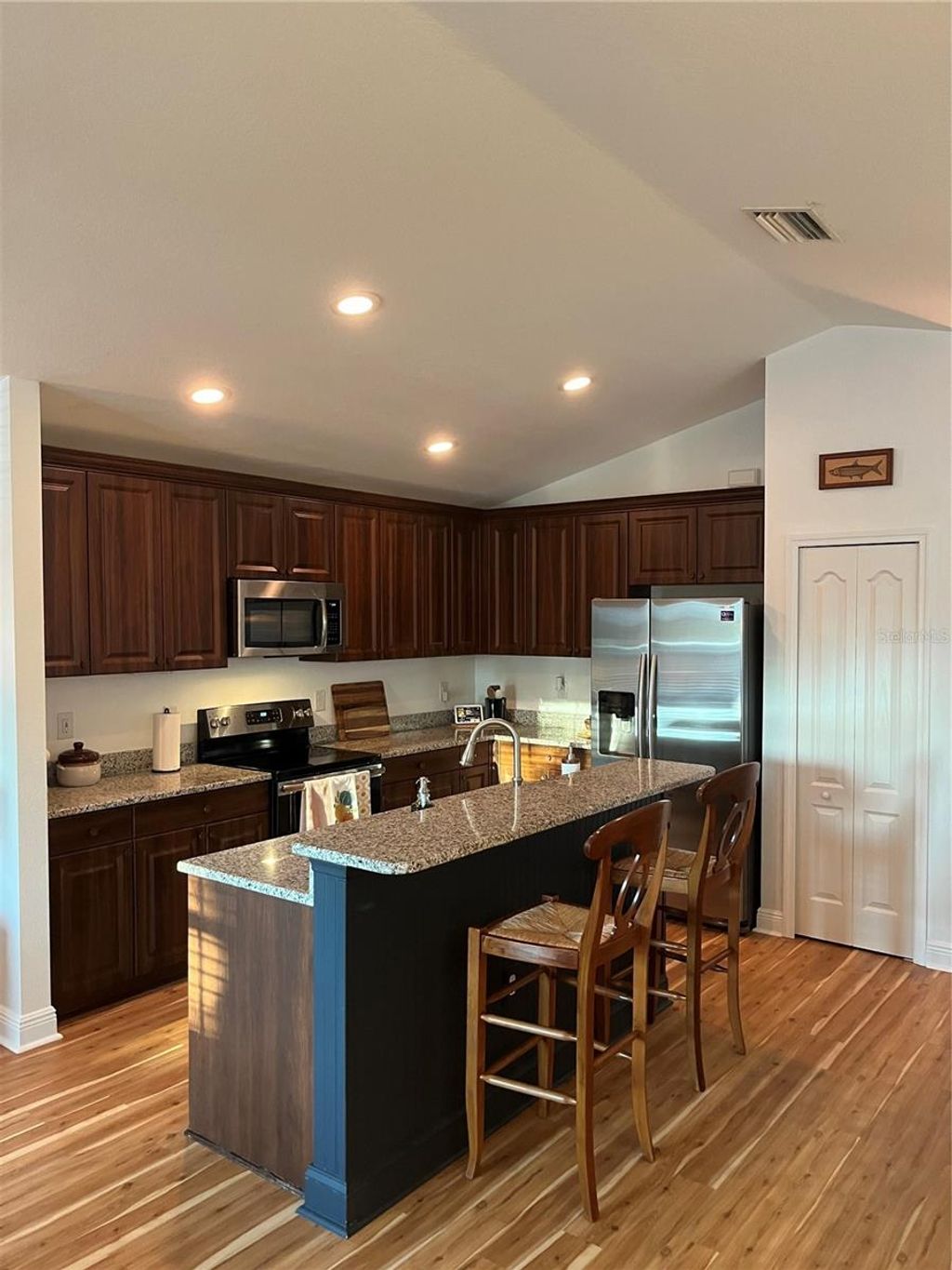 Photo of 3828 Shimmering Oaks Drive, Parrish, FL 34219 (MLS # A4665921)