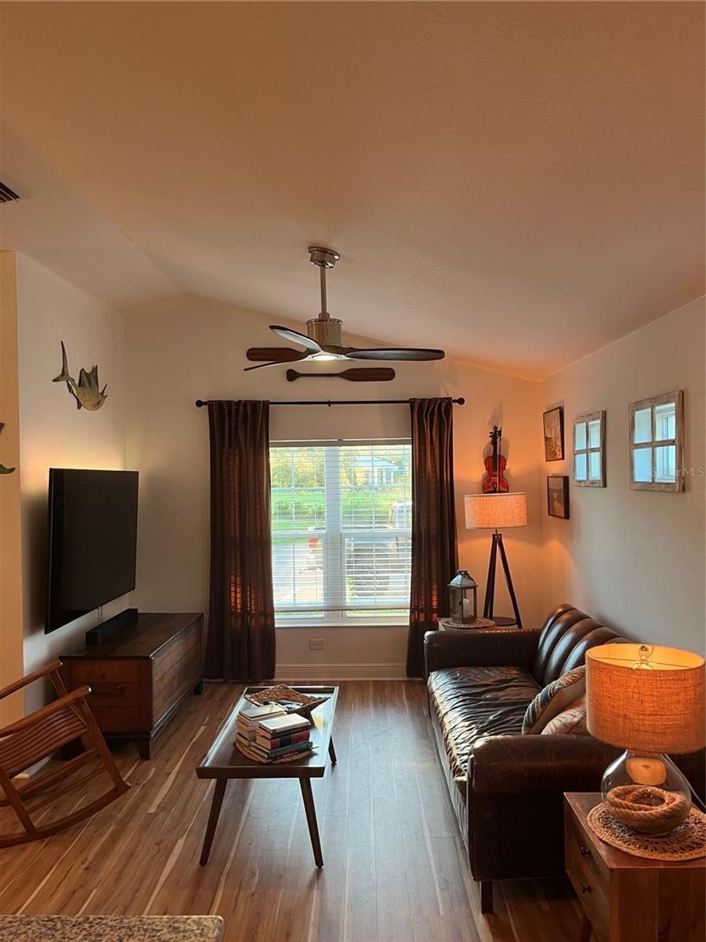 Photo of 3828 Shimmering Oaks Drive, Parrish, FL 34219 (MLS # A4665921)