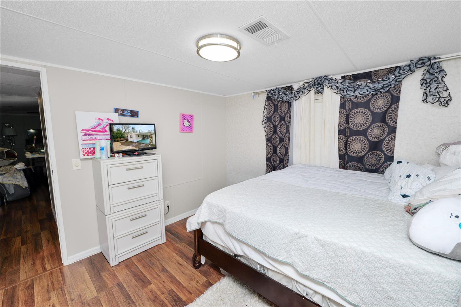 BRENTWOOD LANE - Residential