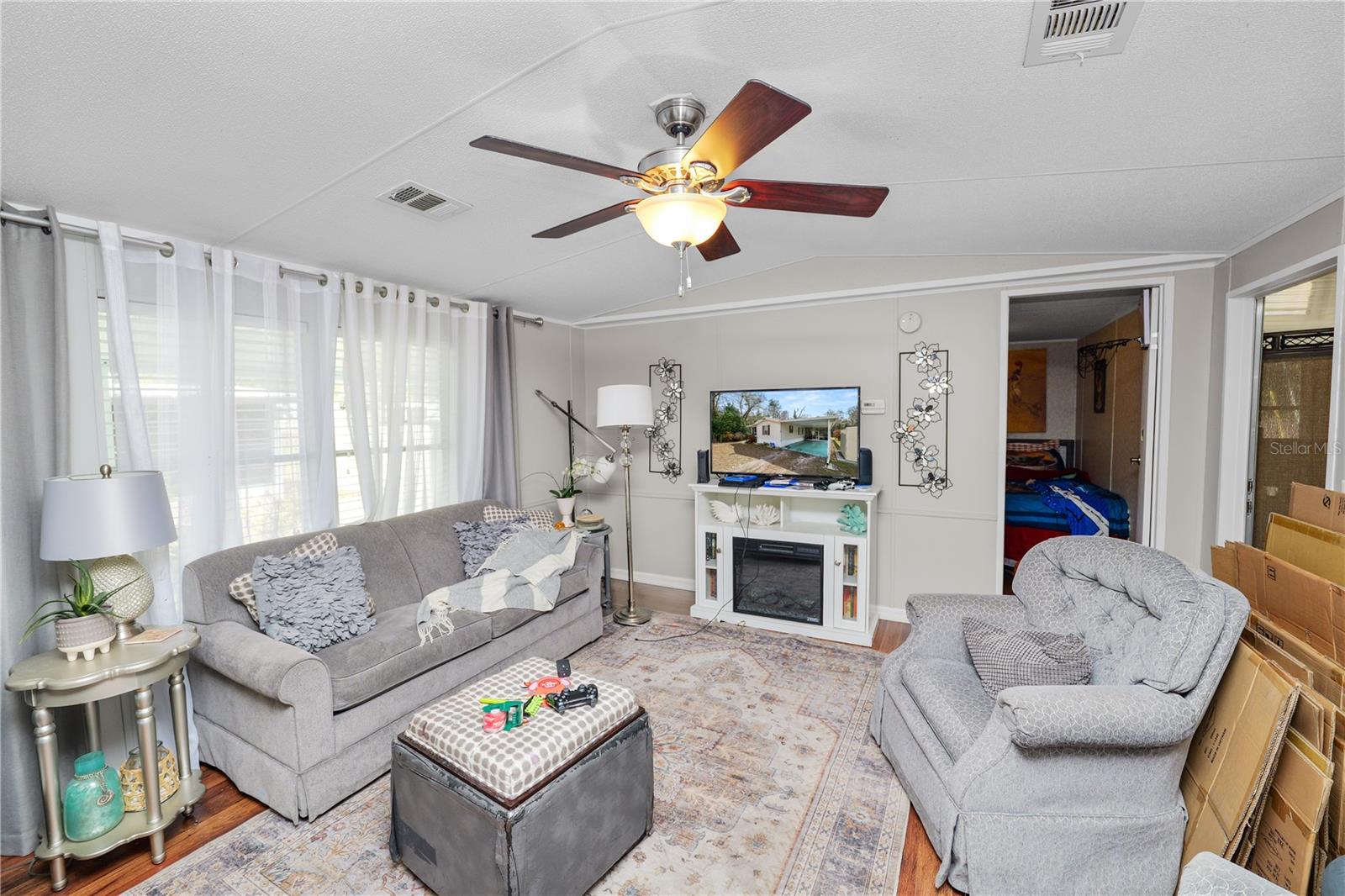 BRENTWOOD LANE - Residential