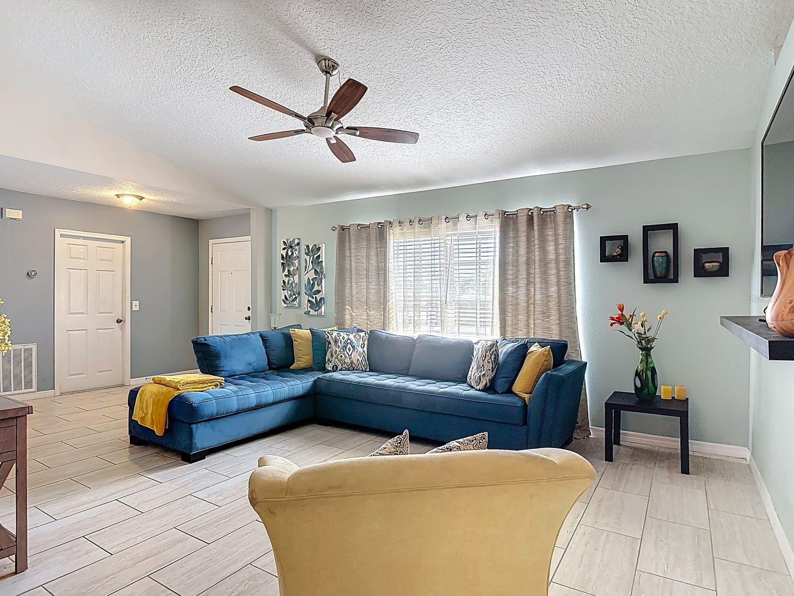 DELTONA LAKES UNIT 03 - Residential