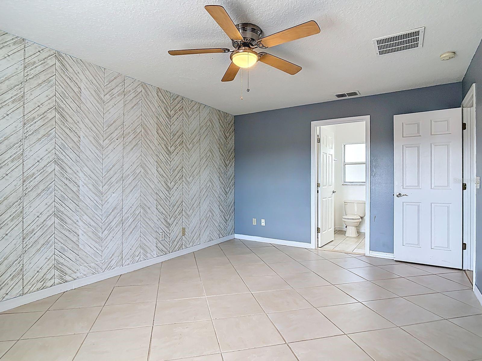 DELTONA LAKES UNIT 03 - Residential