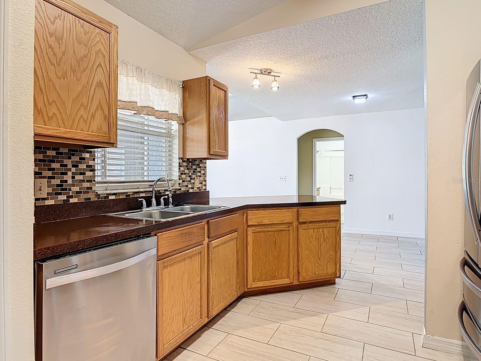 DELTONA LAKES UNIT 03 - Residential