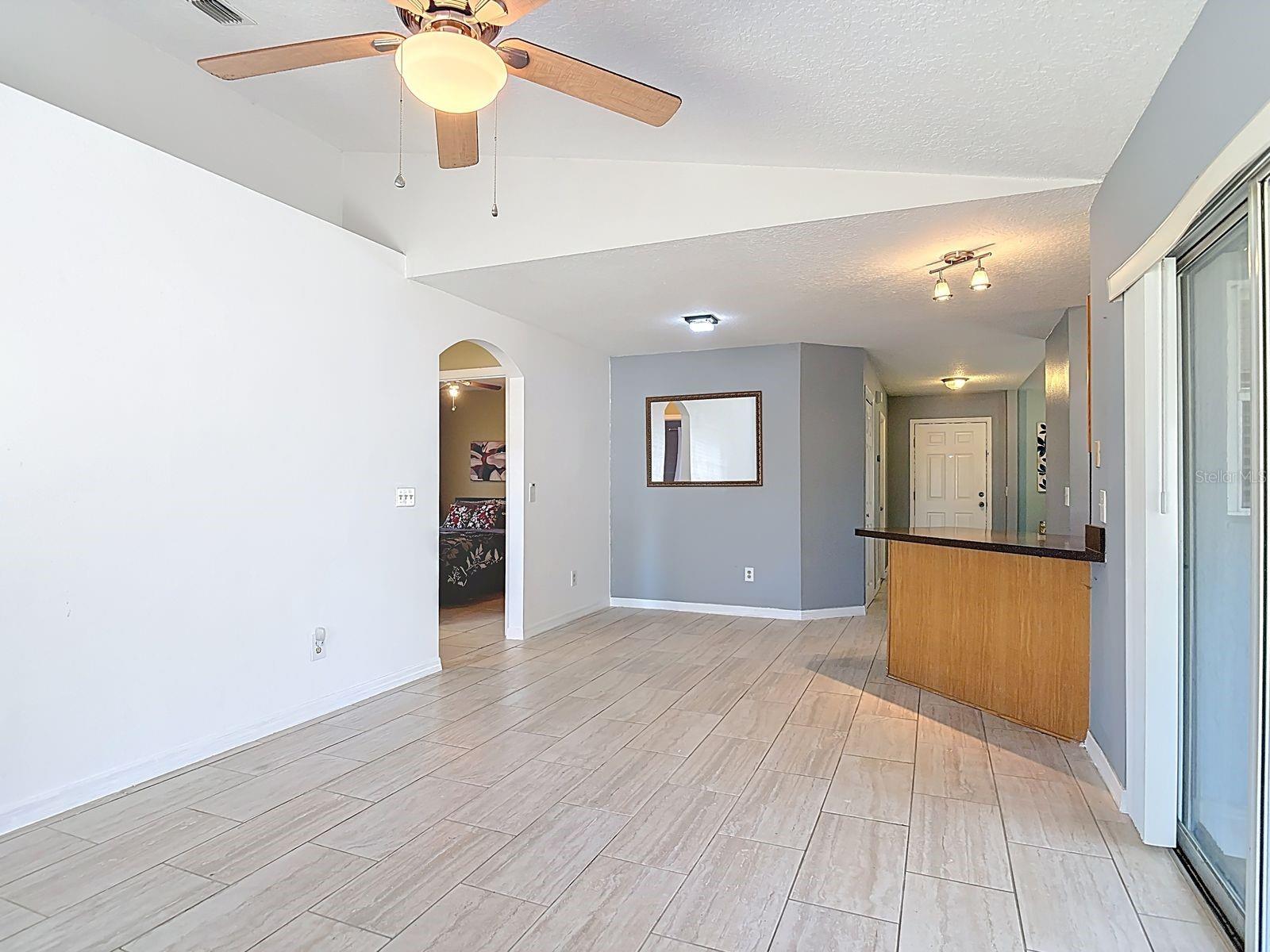 DELTONA LAKES UNIT 03 - Residential