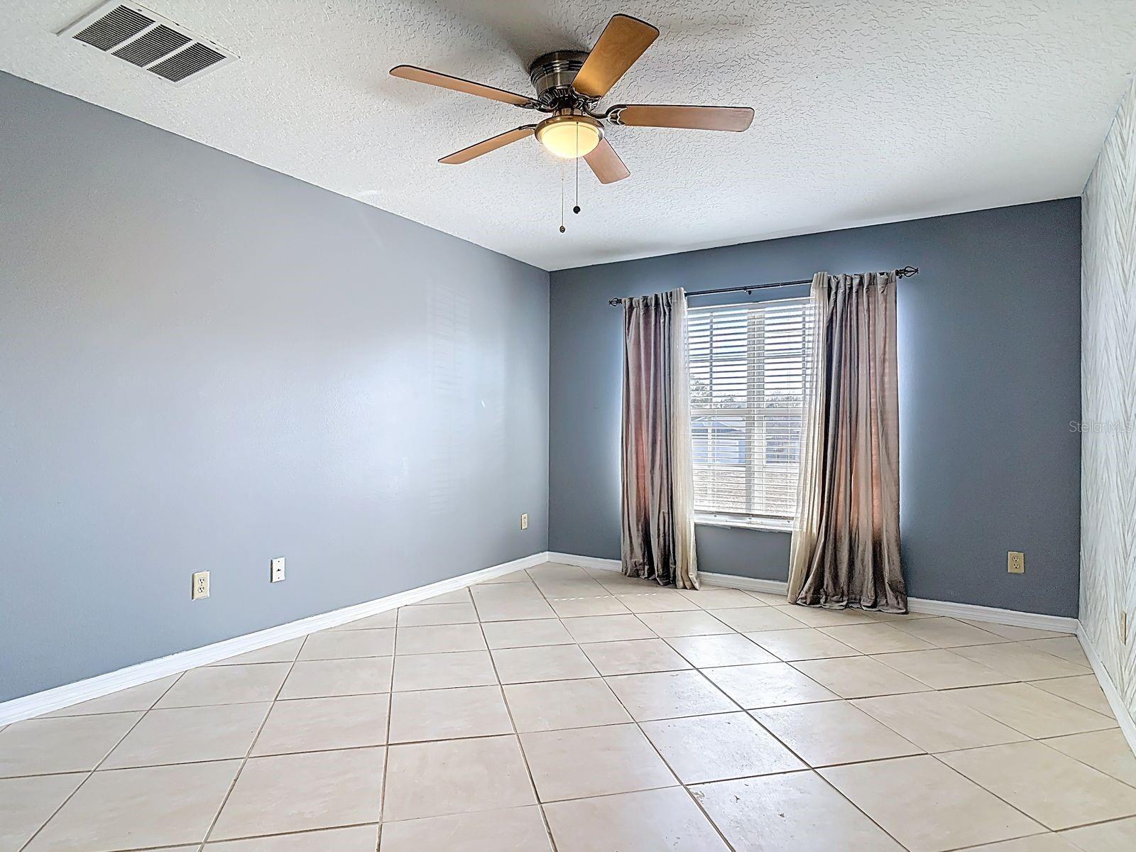 DELTONA LAKES UNIT 03 - Residential