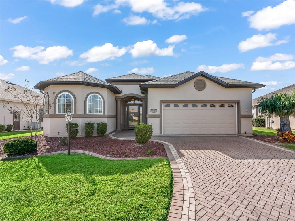 Photo of 16896 SE 110th Court Road, Summerfield, FL 34491 (MLS # G5103513)