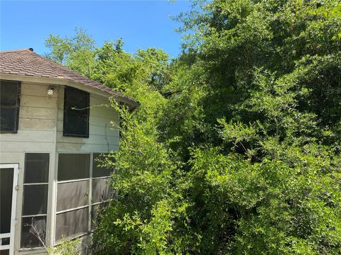 Tiny photo for 2424 NE 170th Street, Citra, FL 32113 (MLS # OM723731)