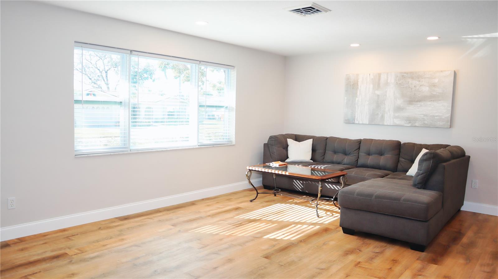 OAKHURST ACRES 5TH ADD - Residential