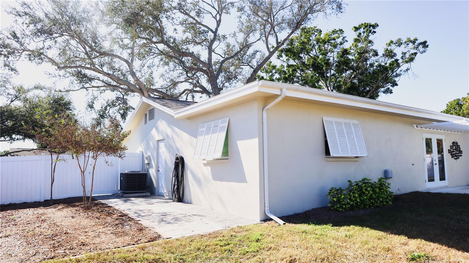 OAKHURST ACRES 5TH ADD - Residential