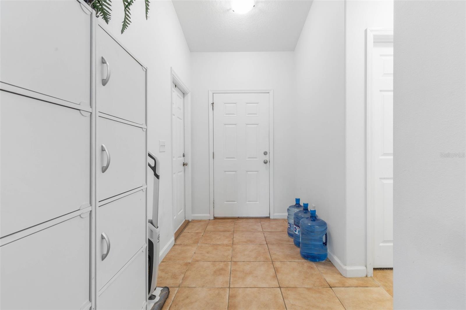 04 FAIRWAYS - Residential Income