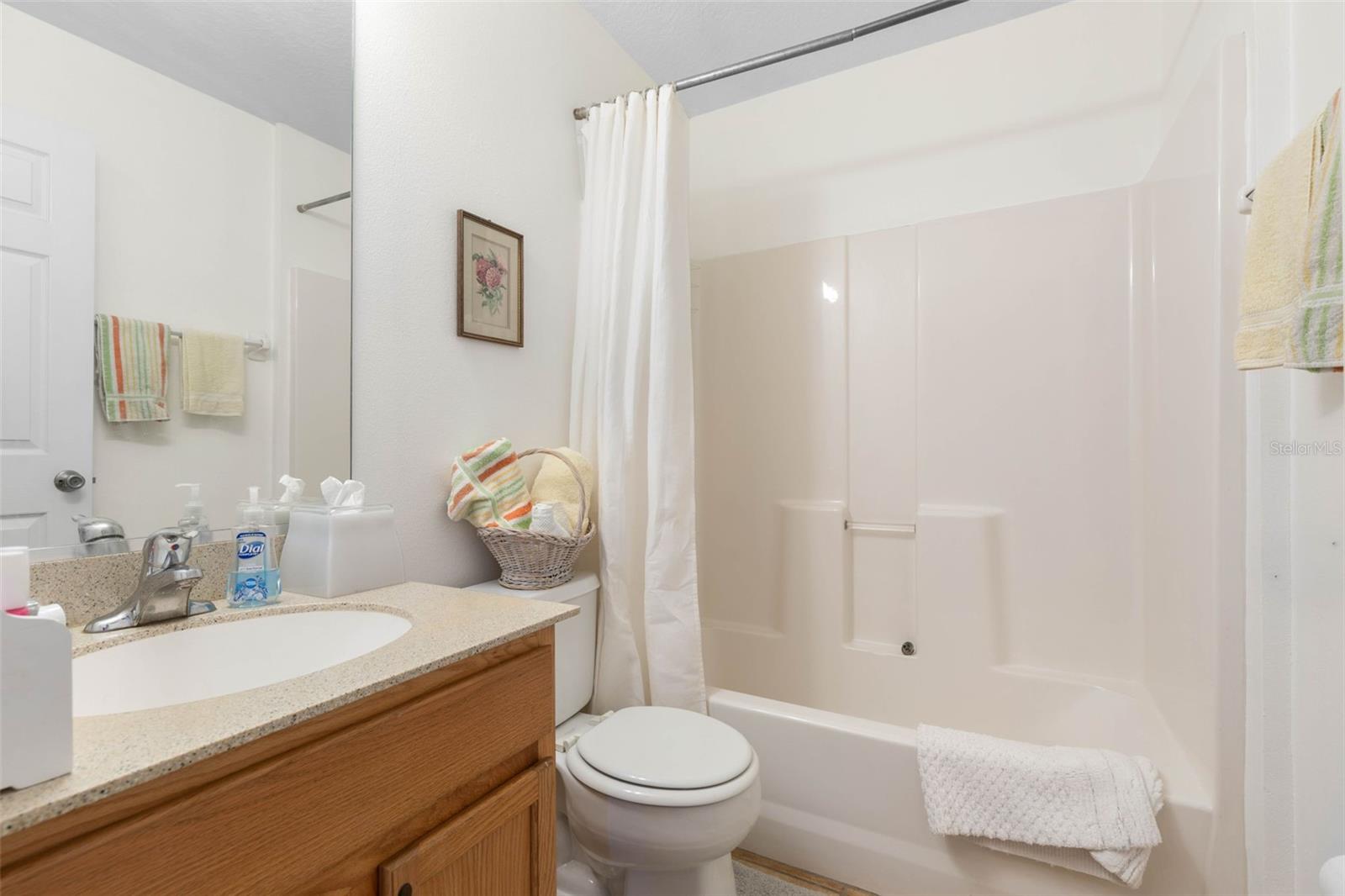 04 FAIRWAYS - Residential Income