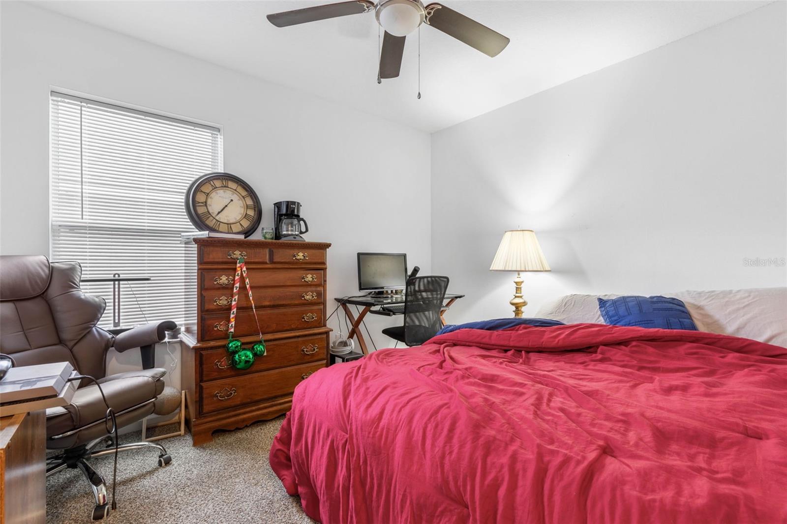 04 FAIRWAYS - Residential Income