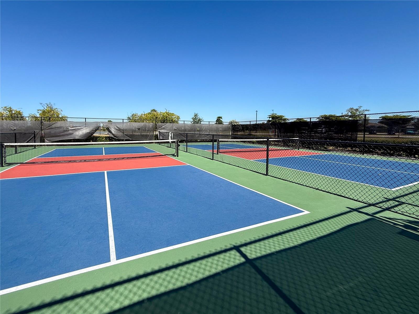 LORRAINE LAKES PH I - Residential