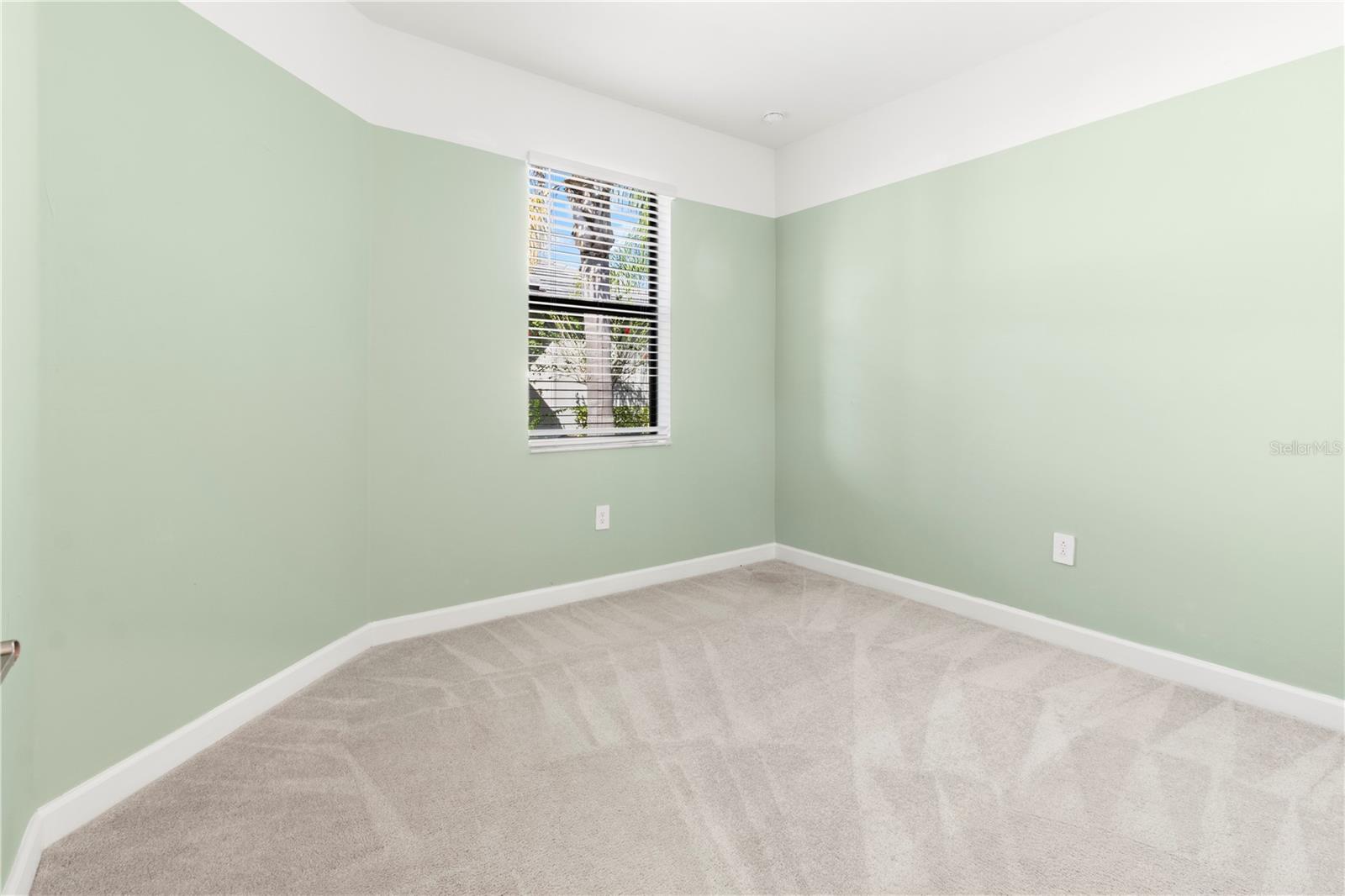 LORRAINE LAKES PH I - Residential