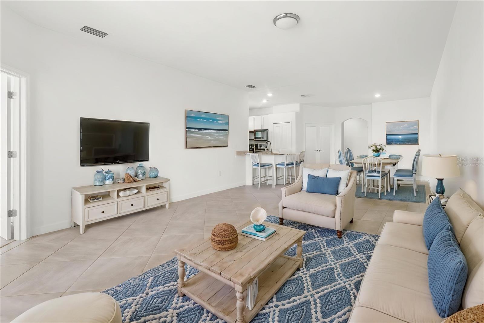 LORRAINE LAKES PH I - Residential