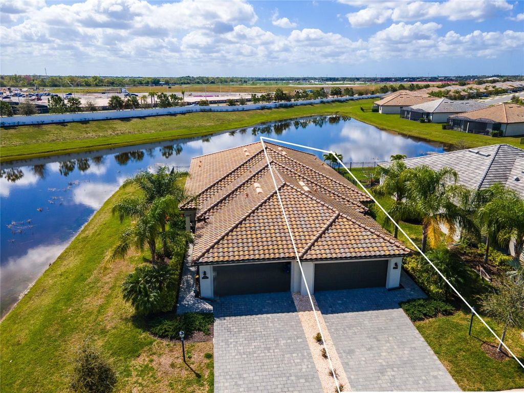 Photo of 15978 Clear Skies Place, Bradenton, FL 34211 (MLS # A4682680)