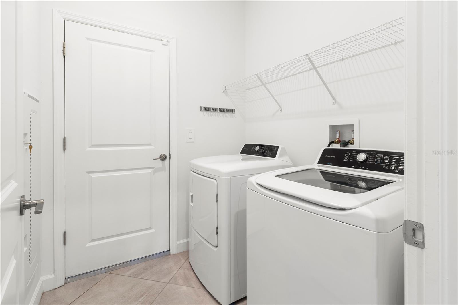 LORRAINE LAKES PH I - Residential