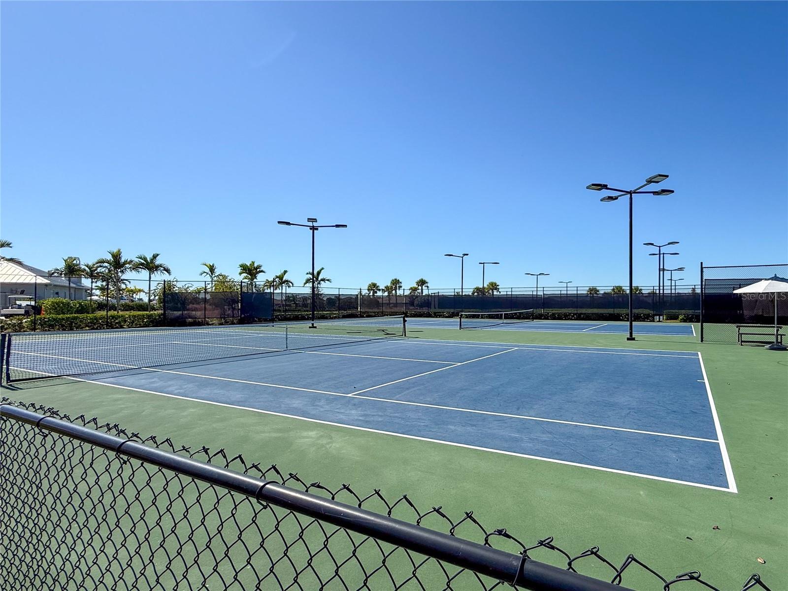 LORRAINE LAKES PH I - Residential