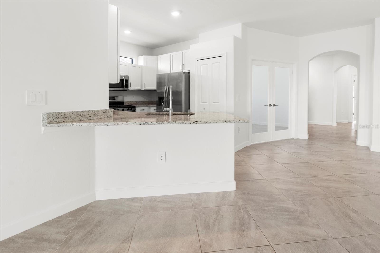 LORRAINE LAKES PH I - Residential