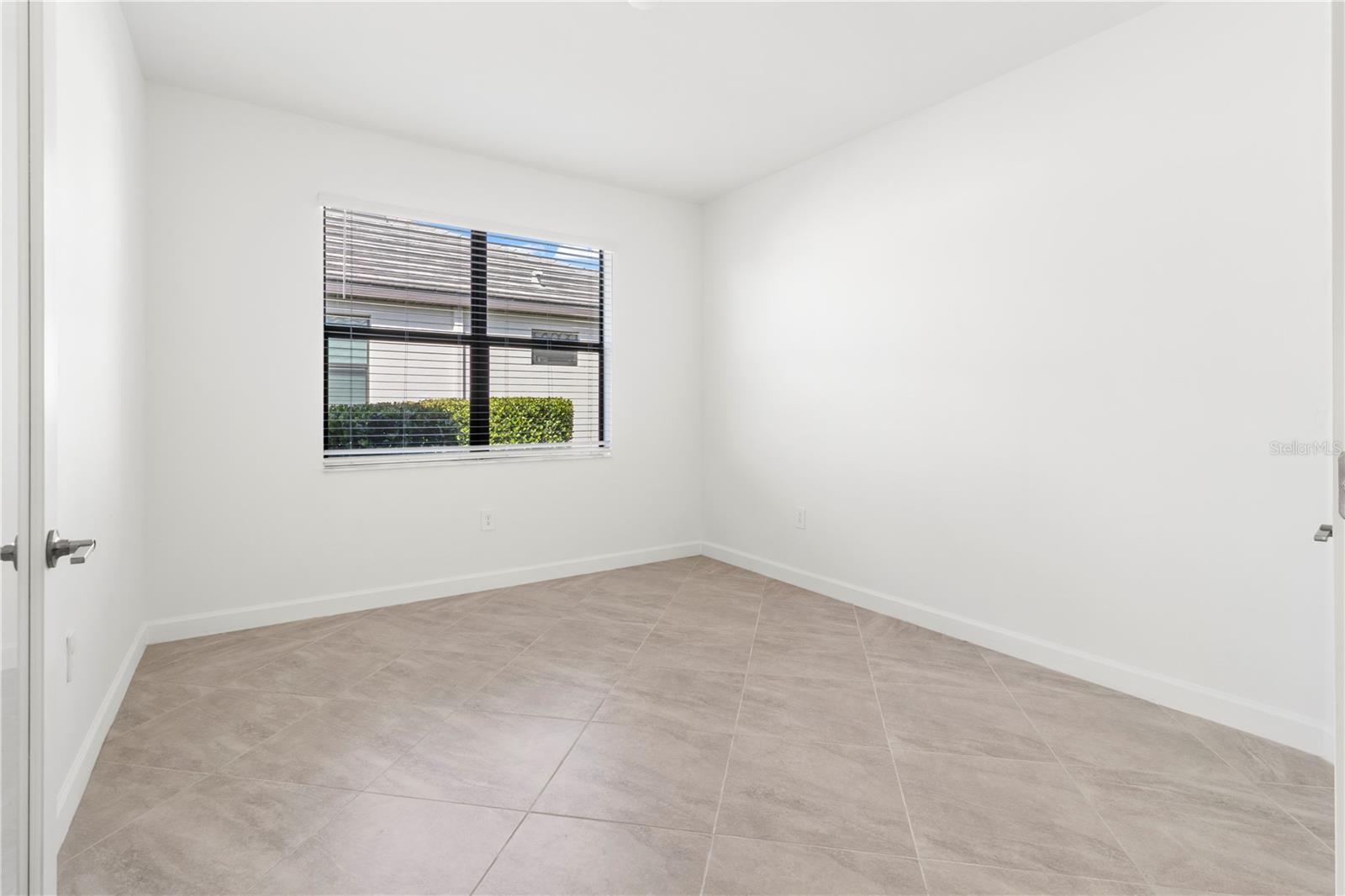 LORRAINE LAKES PH I - Residential