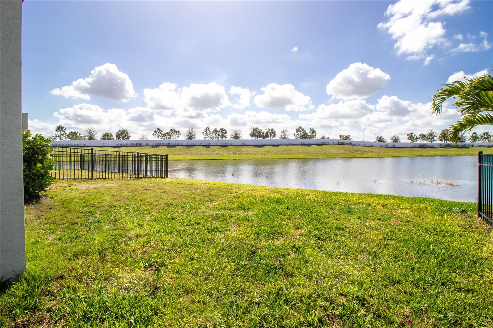 LORRAINE LAKES PH I - Residential