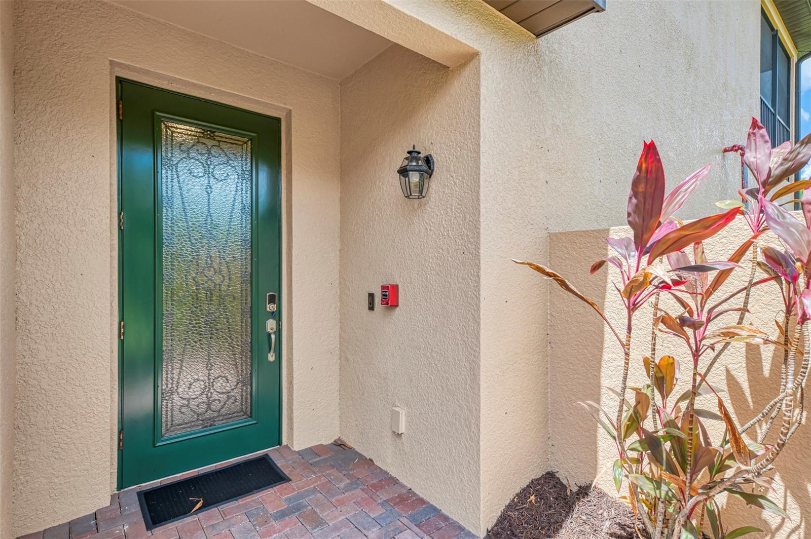 OAK RUN IV AT SARASOTA NATIONAL - Residential
