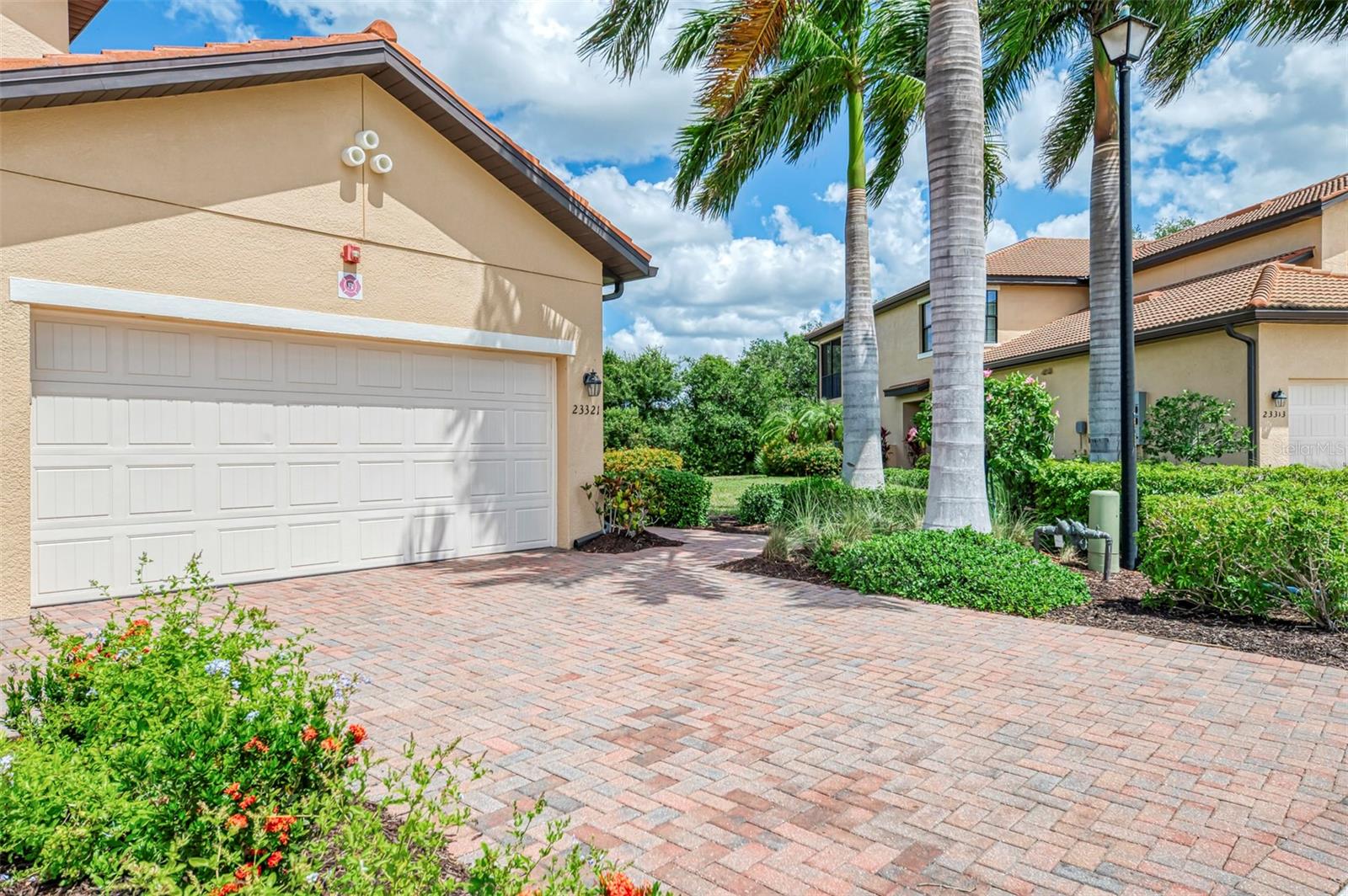 23321 AWABUKI DRIVE 8-102