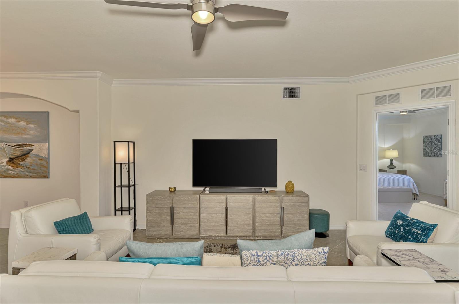 OAK RUN IV AT SARASOTA NATIONAL - Residential