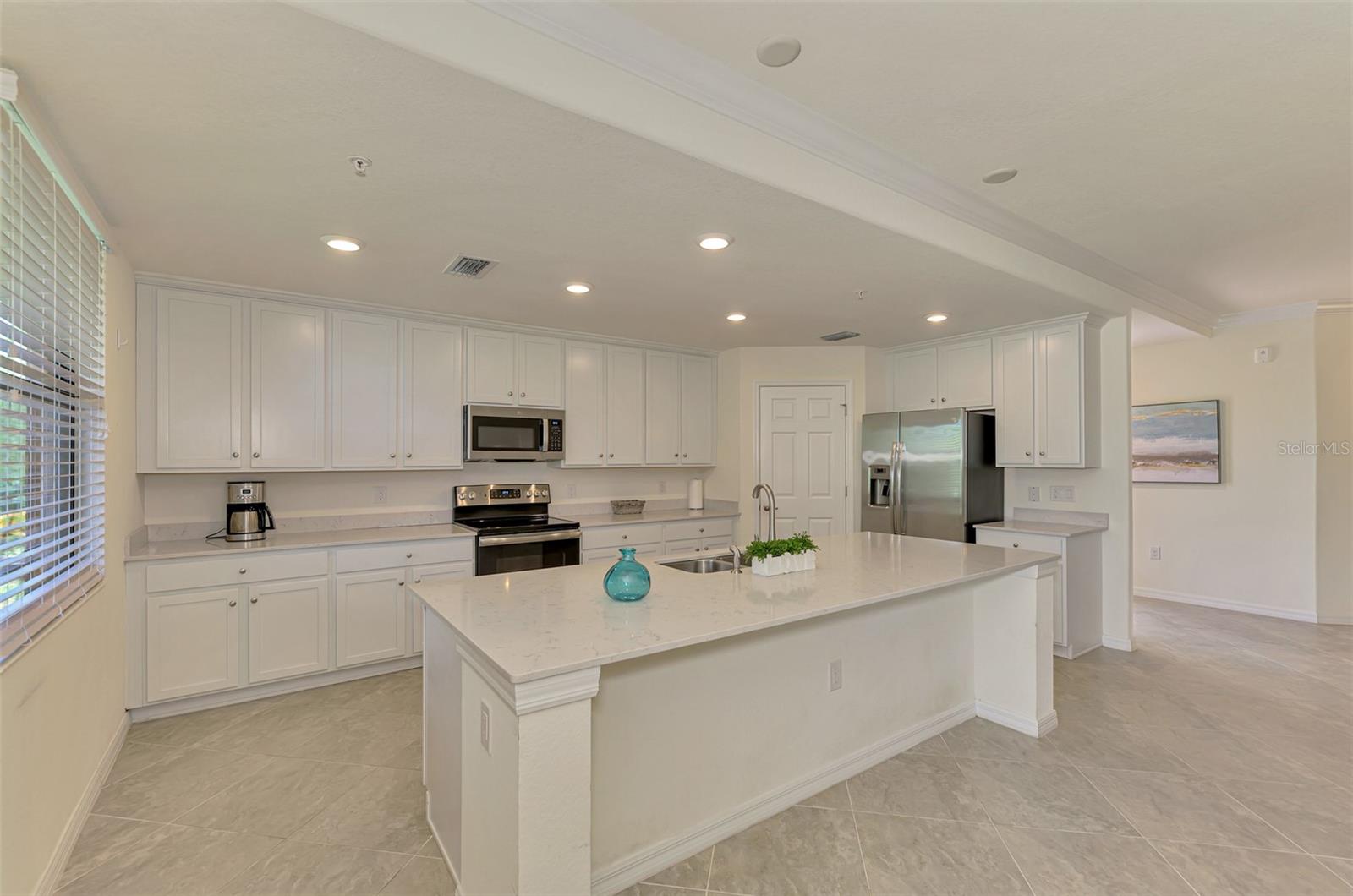 OAK RUN IV AT SARASOTA NATIONAL - Residential