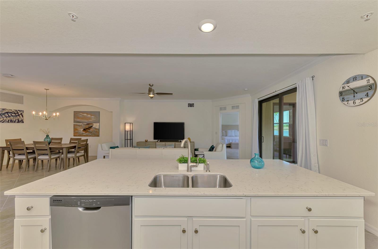 OAK RUN IV AT SARASOTA NATIONAL - Residential