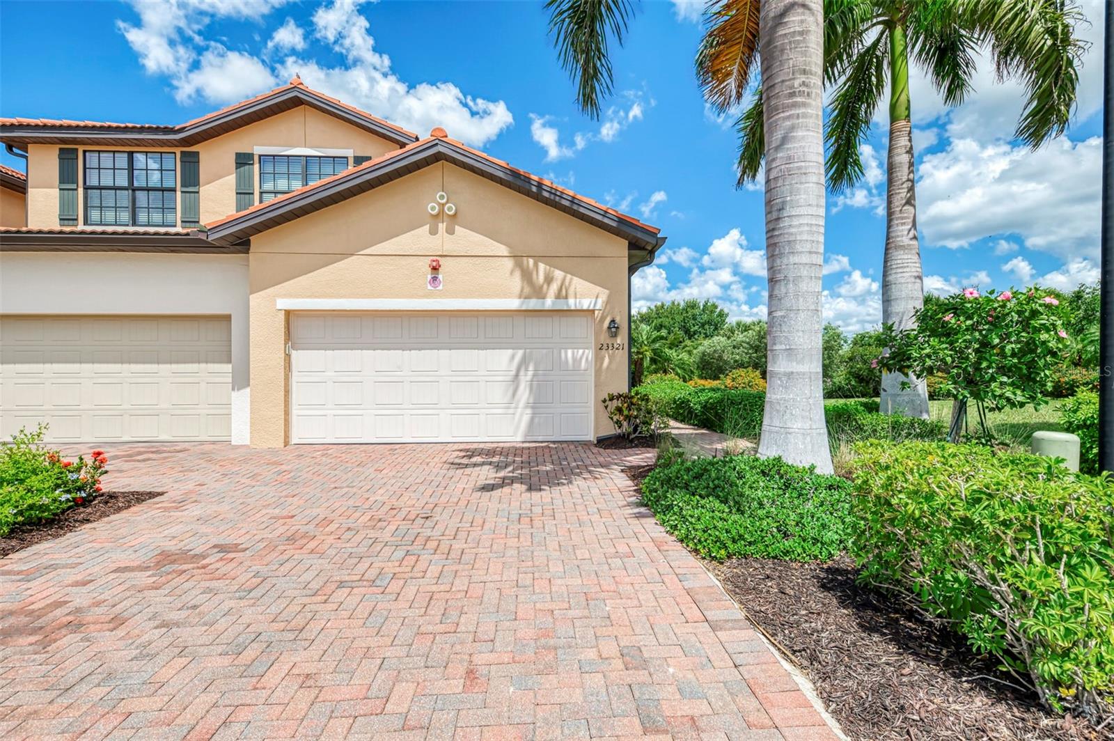 23321 AWABUKI DRIVE 8-102