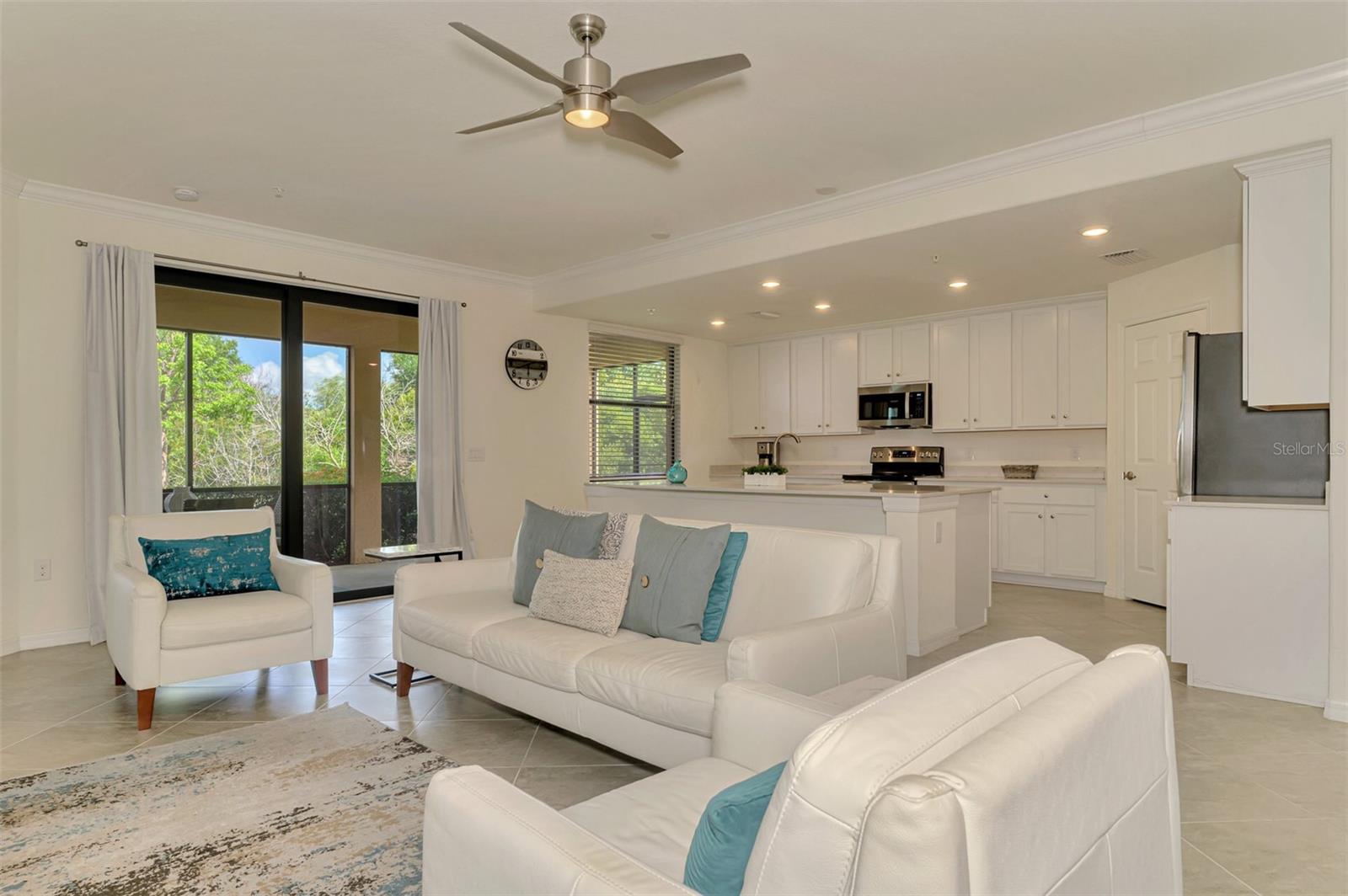 OAK RUN IV AT SARASOTA NATIONAL - Residential