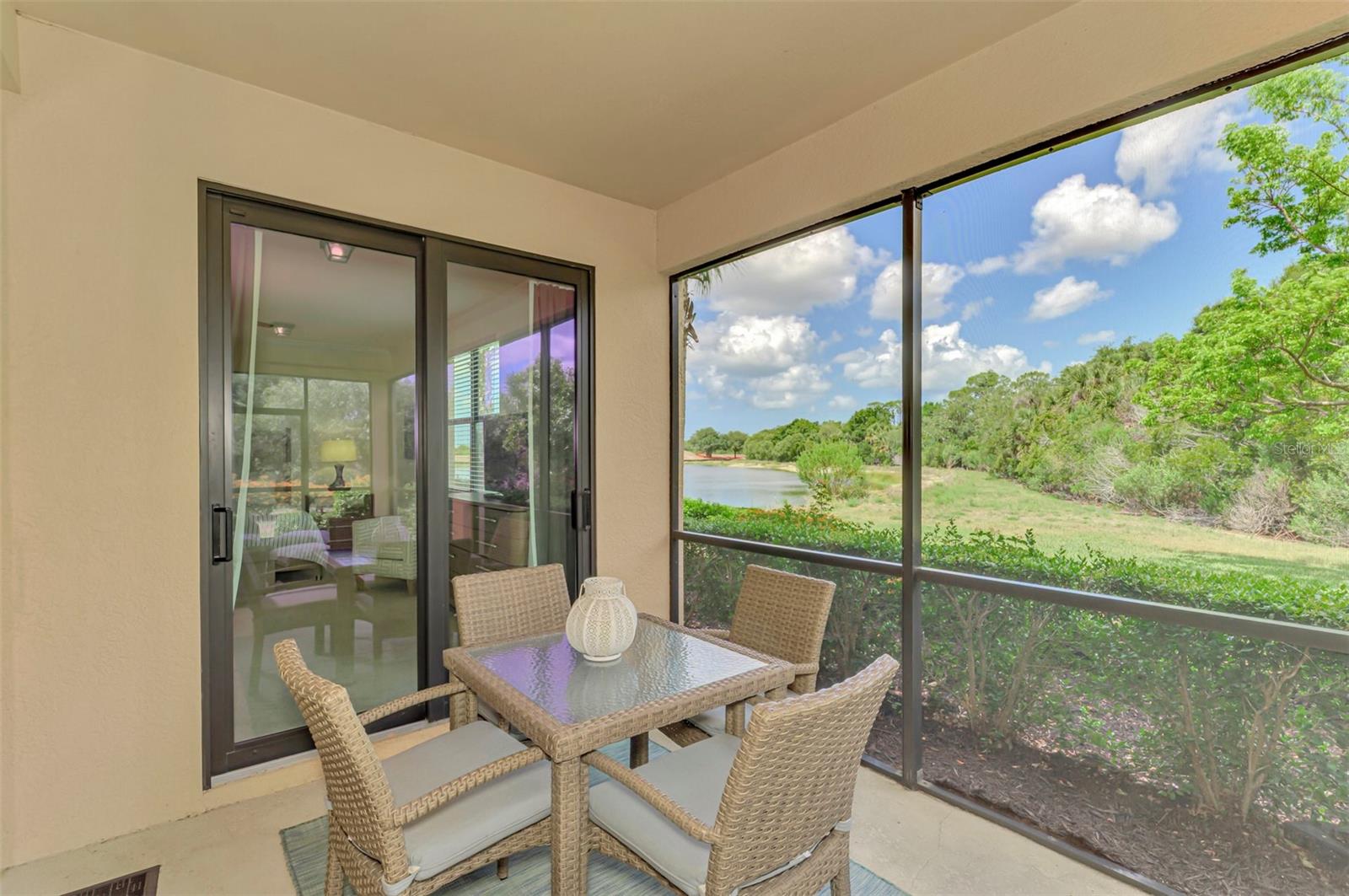 OAK RUN IV AT SARASOTA NATIONAL - Residential
