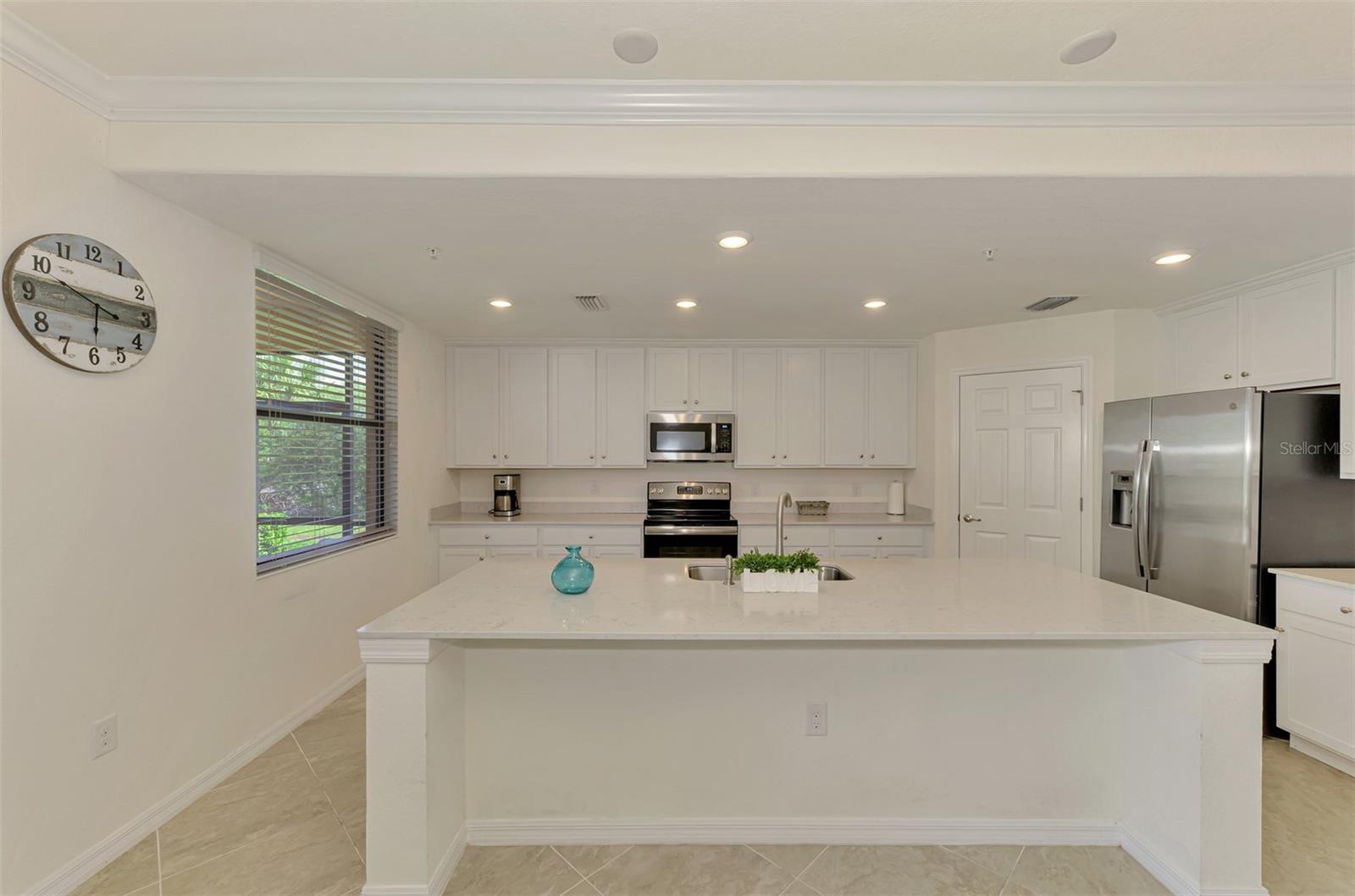 OAK RUN IV AT SARASOTA NATIONAL - Residential